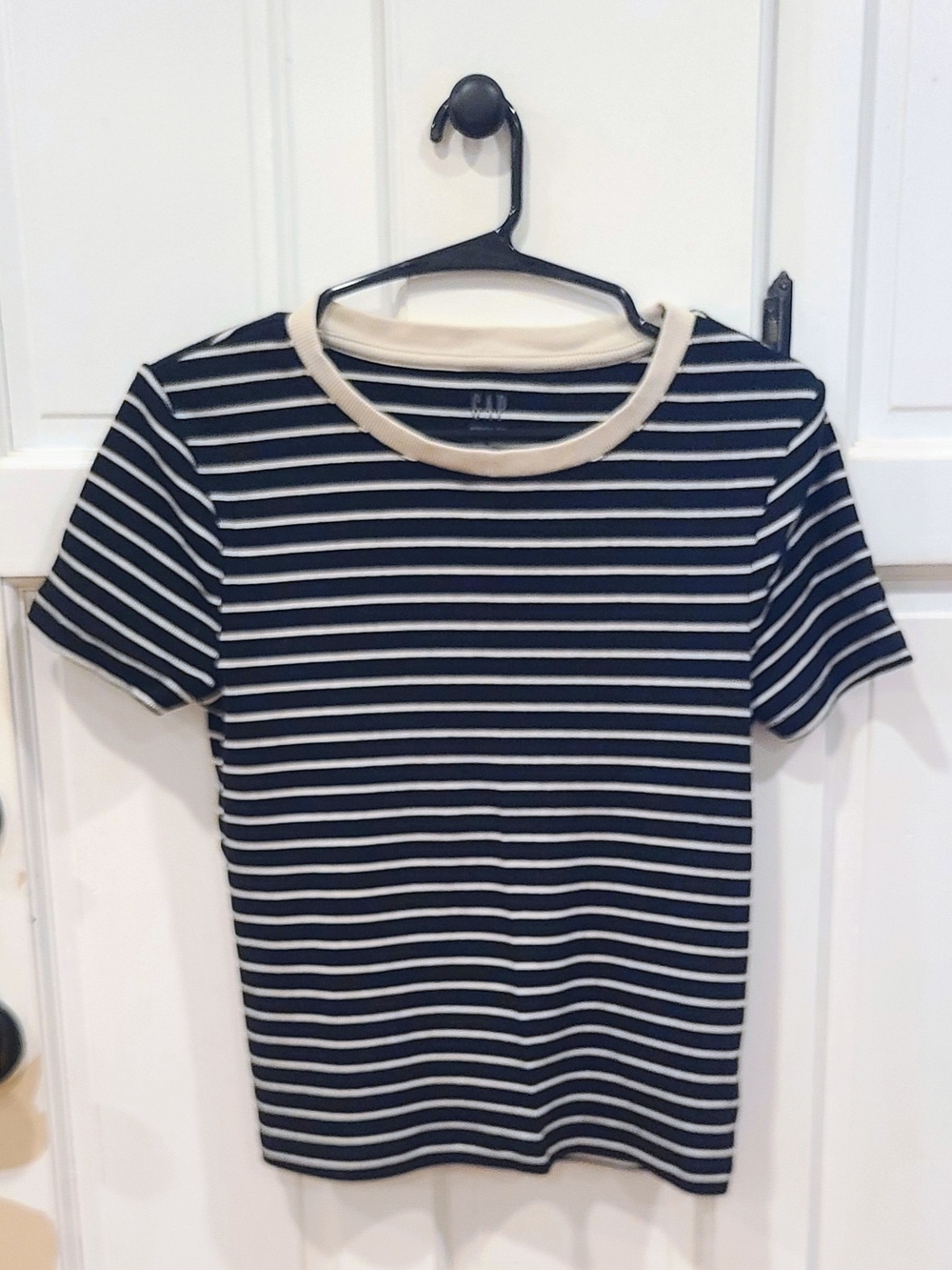 GAP Black and White Striped Women's Short Sleeve Top Shirt